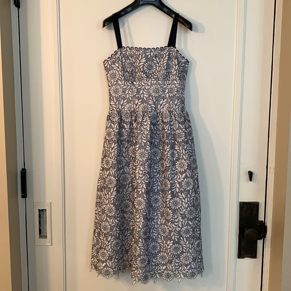Draper James Embroidered Flower Dress Size 0